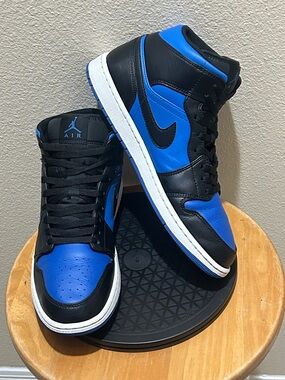 Jordan 1 Mid Black Royal Blue DQ8426-042
